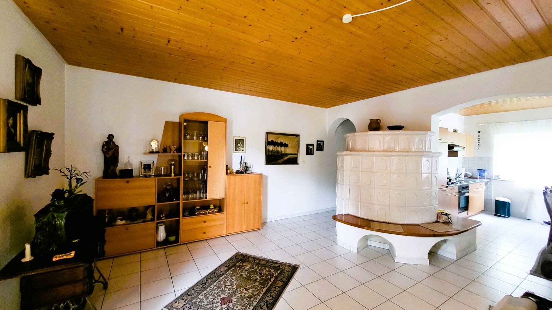 Gepflegtes Einfamilienhaus mit 4 Zimmern in ruhiger Lage in Dunasziget