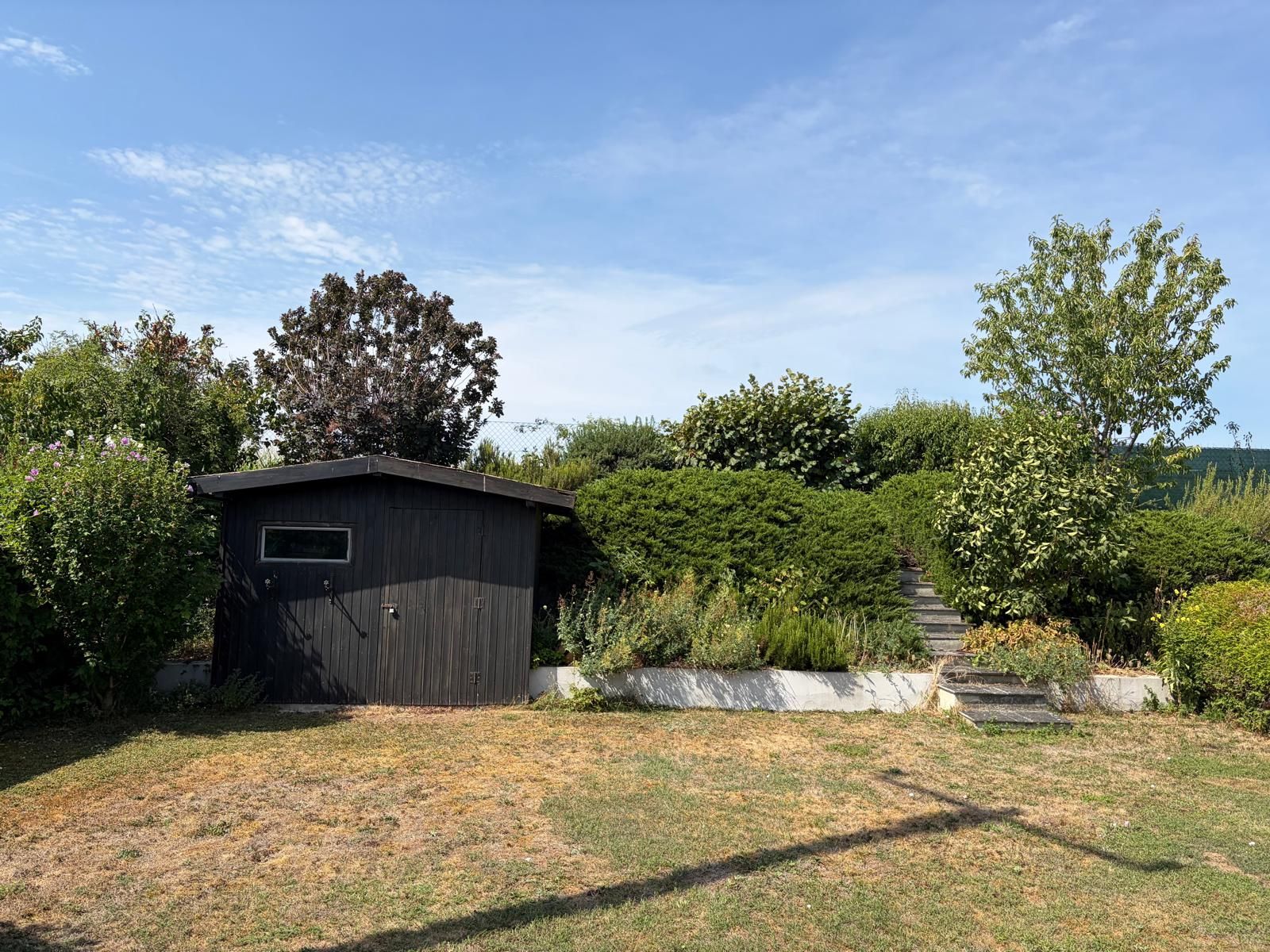 Superädifikat: 3-Zimmer Haus am See in Berg