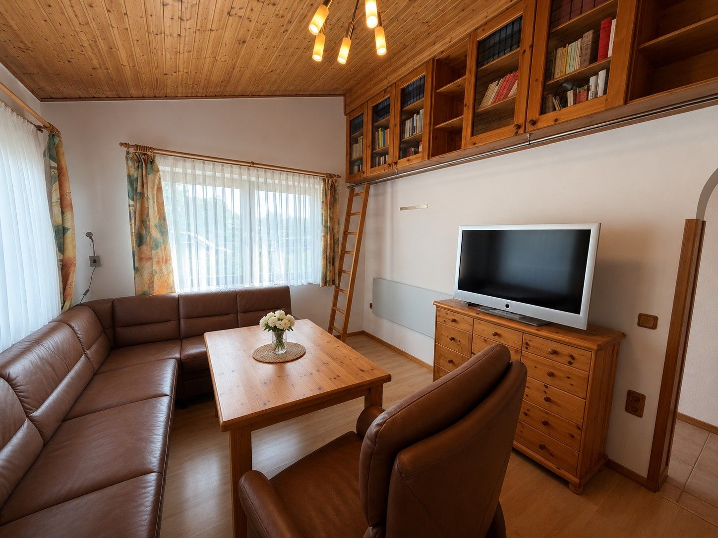 Superädifikat: 3-Zimmer Haus am See in Berg