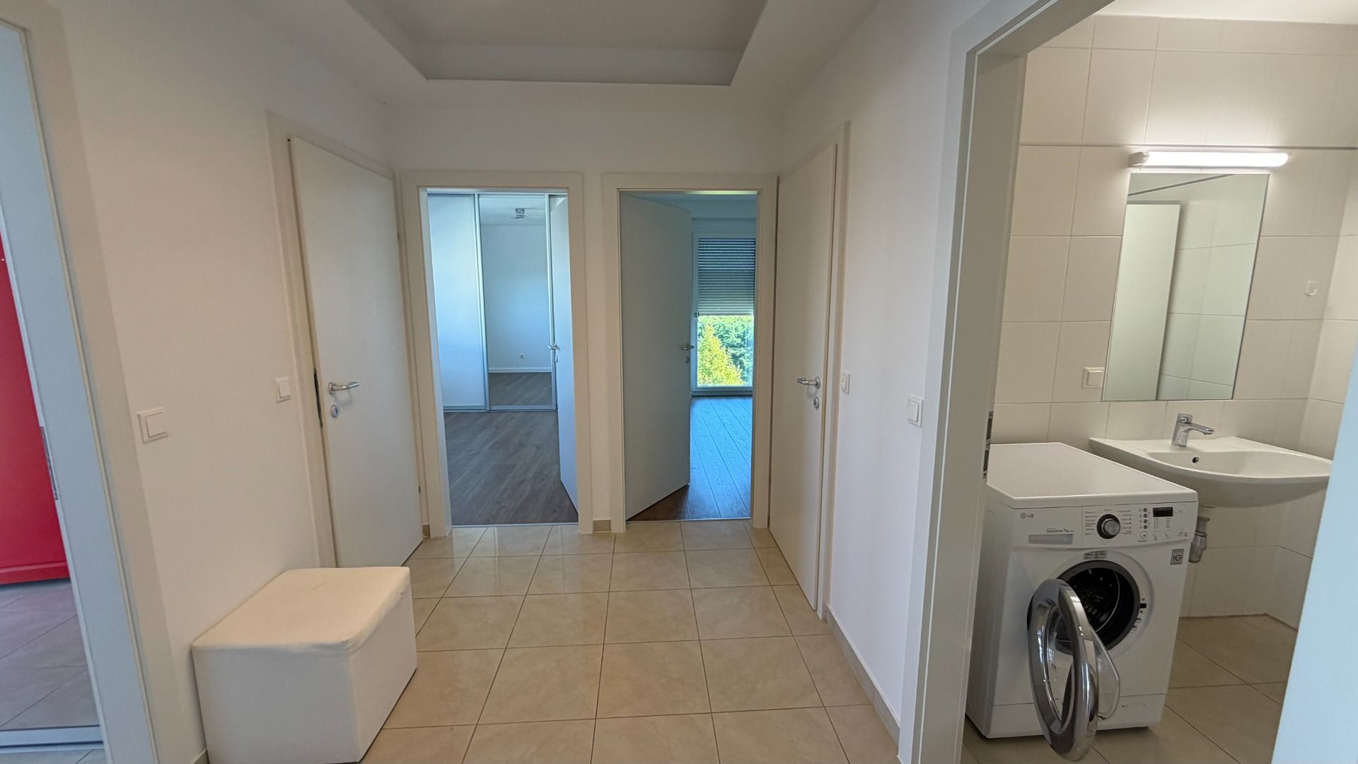 3-Zimmer-Wohnung mit großer Terrasse am Waldrand in Wolfsthal