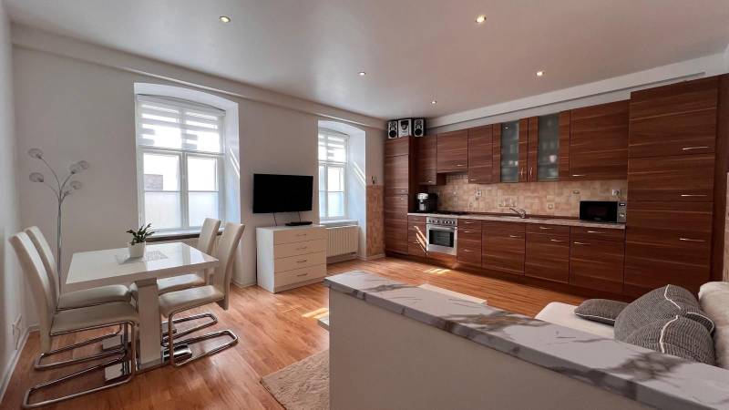 VERMIETET: 2-Zimmer Wohnung zu vermieten in Hainburg an der Donau