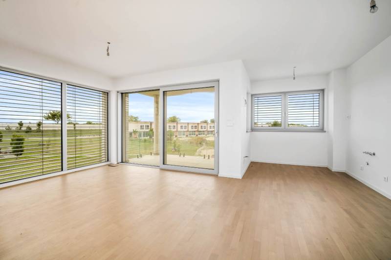 ERSTBEZUG: 4-Zimmer Wohnung am See im 1. OG, Kittsee